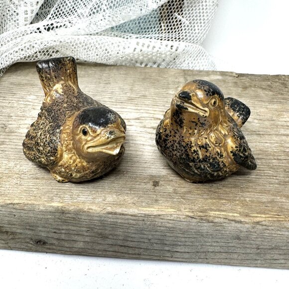 Vintage Hand-Painted Ceramic Bird Figurines Sparrows Japan - Picture 6 of 7